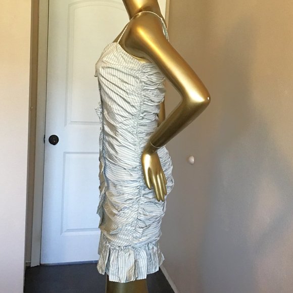 💋 𝐁𝐄𝐓𝐒𝐄𝐘 𝐉𝐎𝐇𝐍𝐒𝐎𝐍 💋 Gray/White Striped Ruffle Dress - Picture 5 of 12